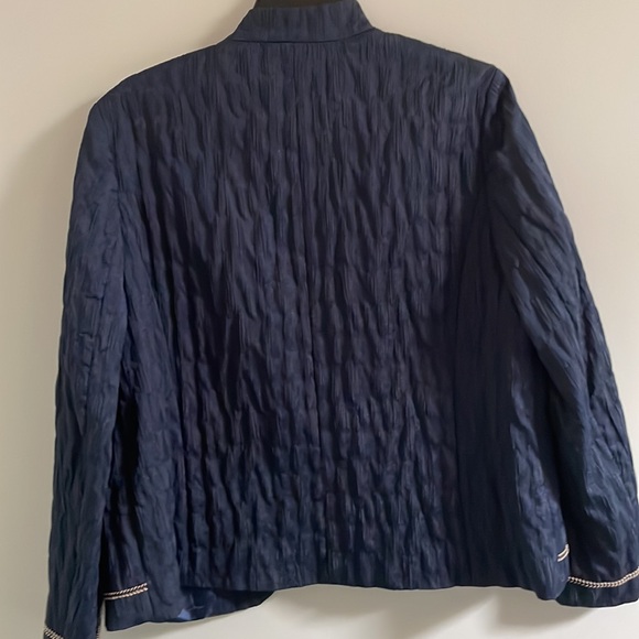 Alfred Dunner navy blue jacket with embroidery accents size 12p - Picture 5 of 11